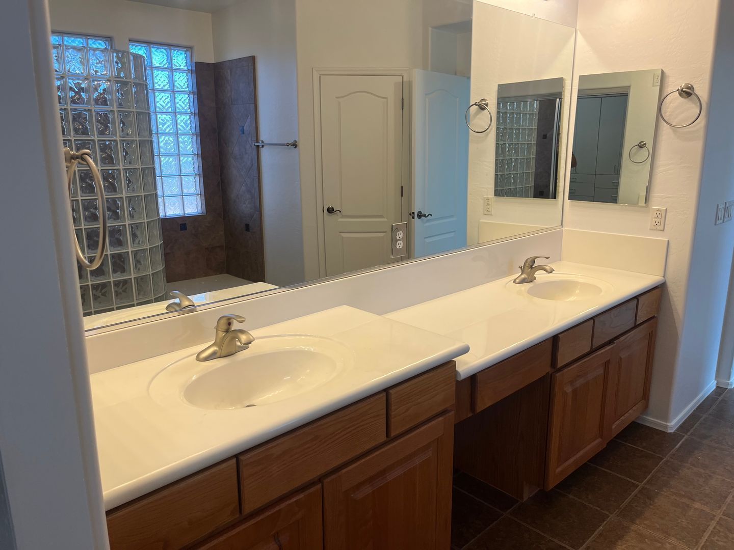 4 bedroom 3 bath home with a den in Royal Ranch is available for immediate move in property image