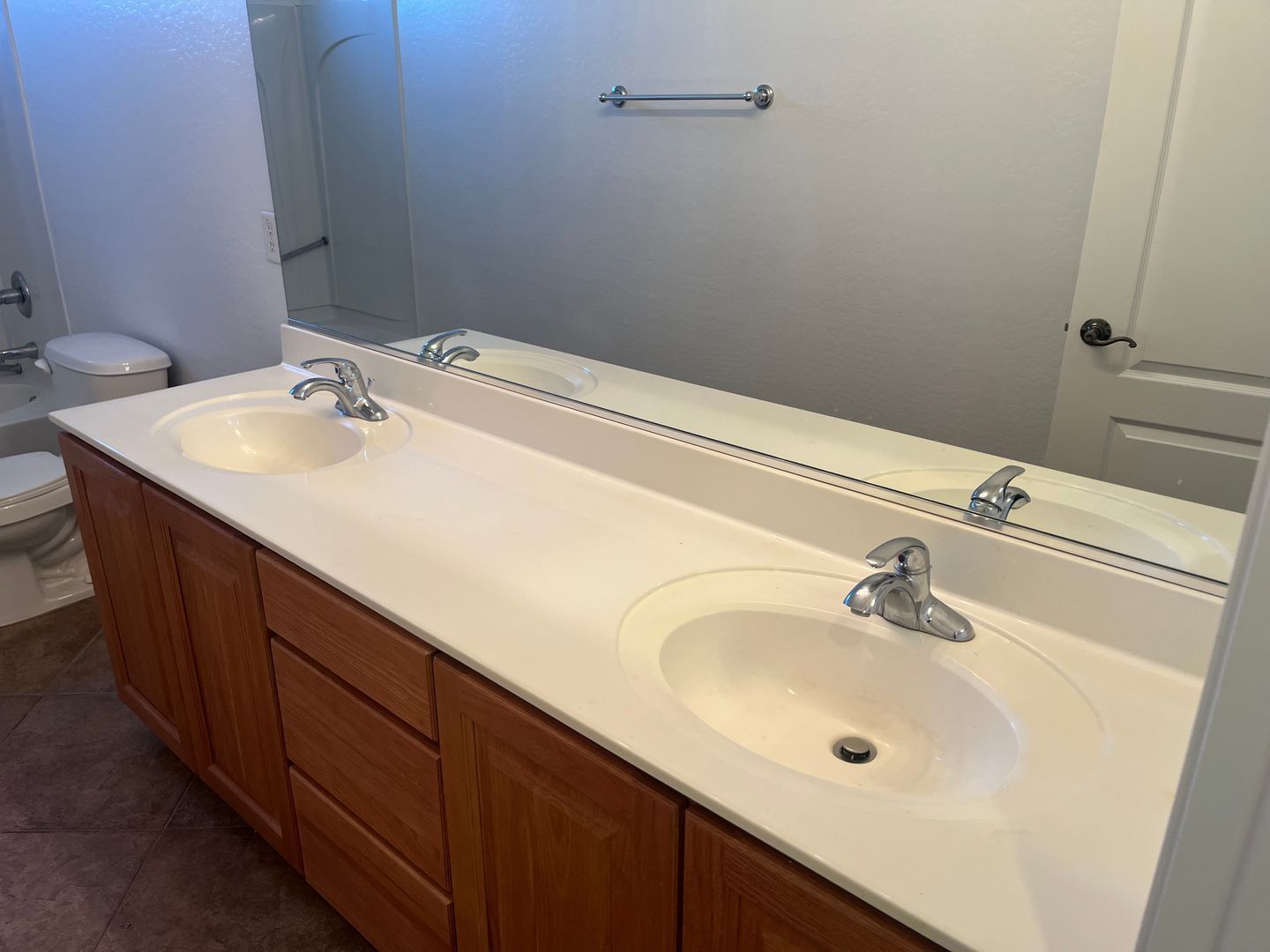 4 bedroom 3 bath home with a den in Royal Ranch is available for immediate move in property image