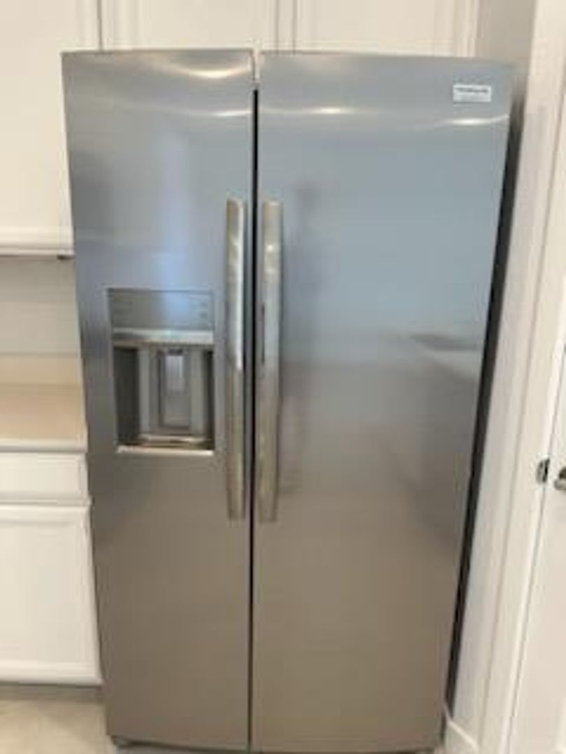 Welcome to this stunning brand new build in Surprise property image