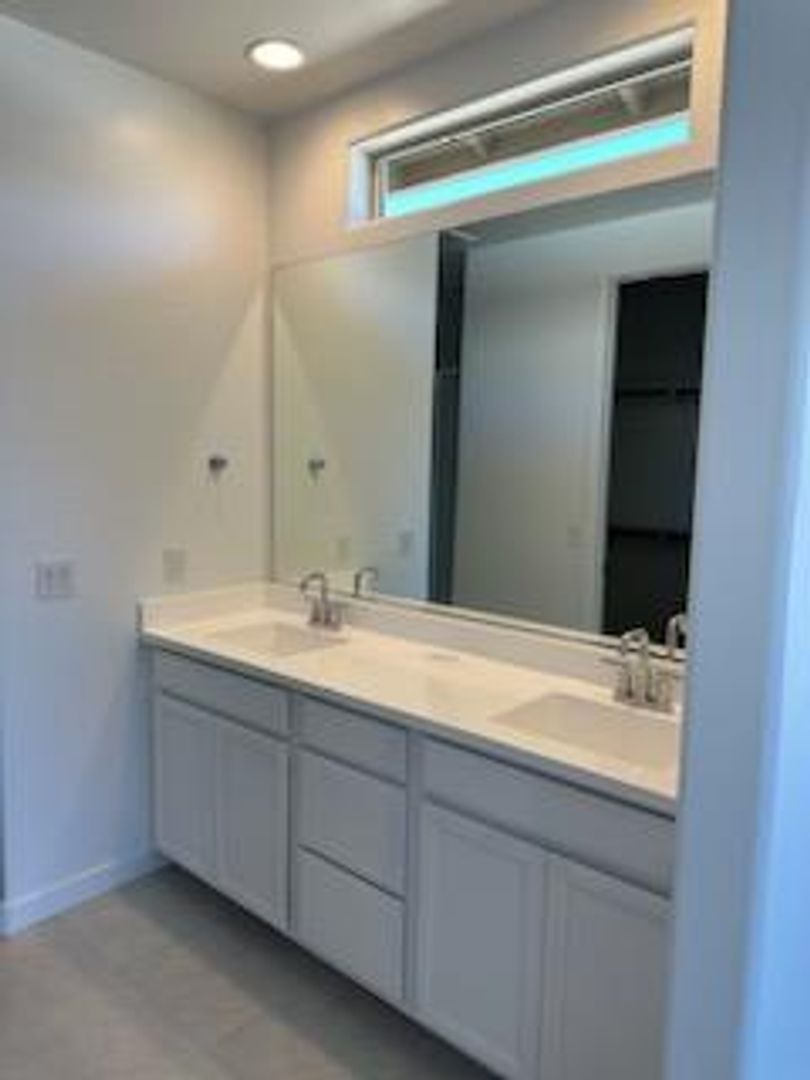 Welcome to this stunning brand new build in Surprise property image