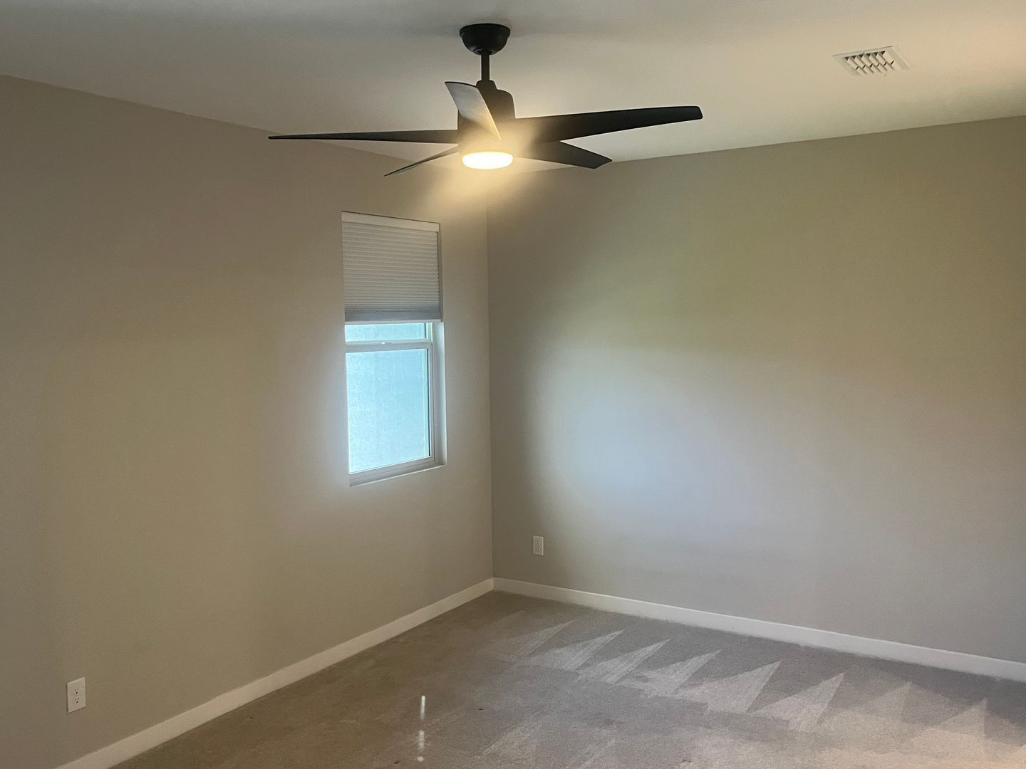 Beautiful 3 Bed / 3 Bath Home in Aria Ranch - Built in 2023 property image