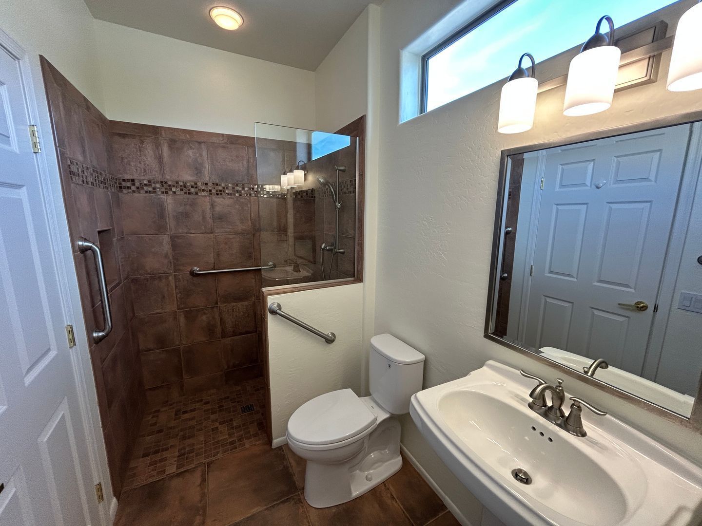 2 bedroom /2 bathroom home in The Grand (age restricted community - 55+) ready for immediate move-in property image