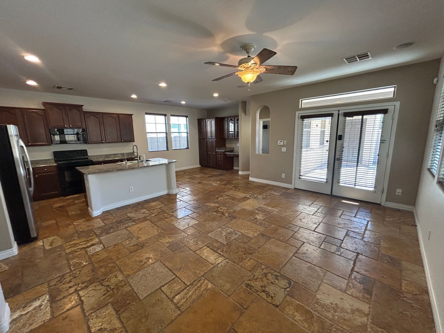 Fantastic Verrado Home (4 beds/3.5 baths) ready for immediate move-in property image