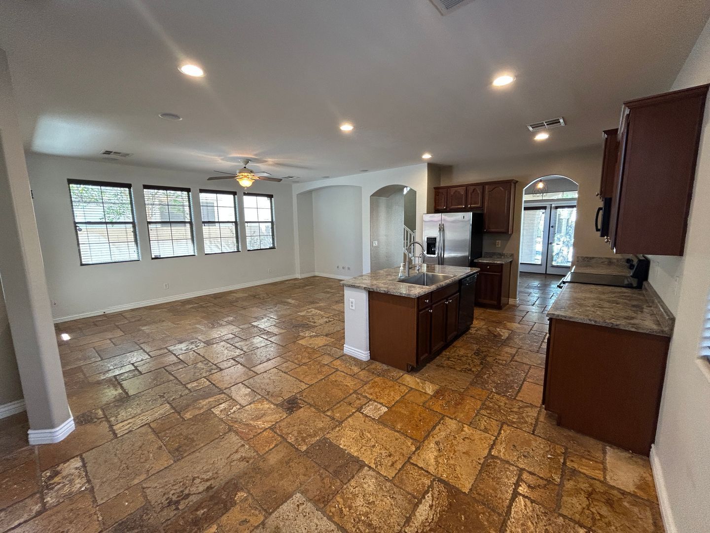 Fantastic Verrado Home (4 beds/3.5 baths) ready for immediate move-in property image