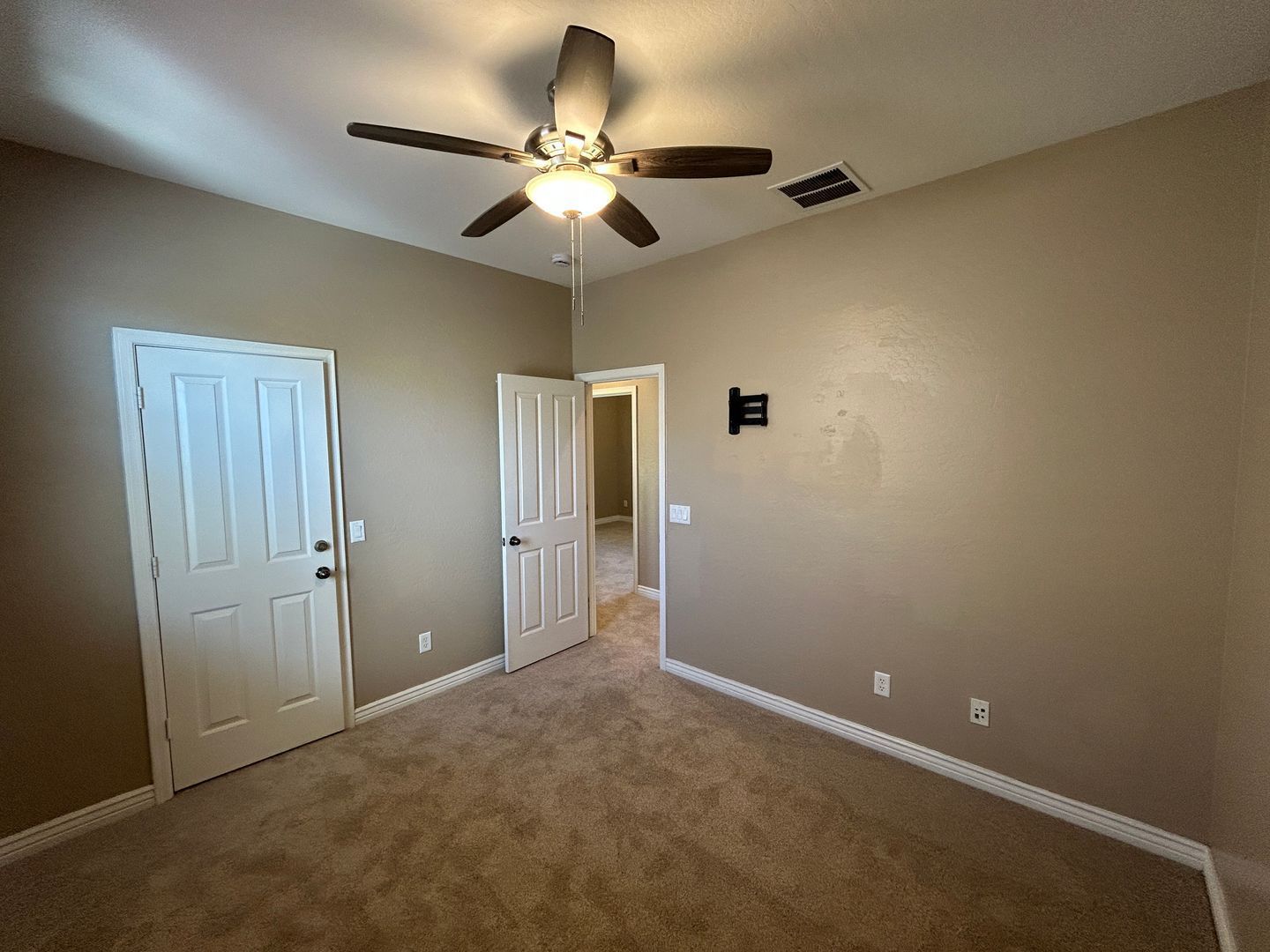 Fantastic Verrado Home (4 beds/3.5 baths) ready for immediate move-in property image