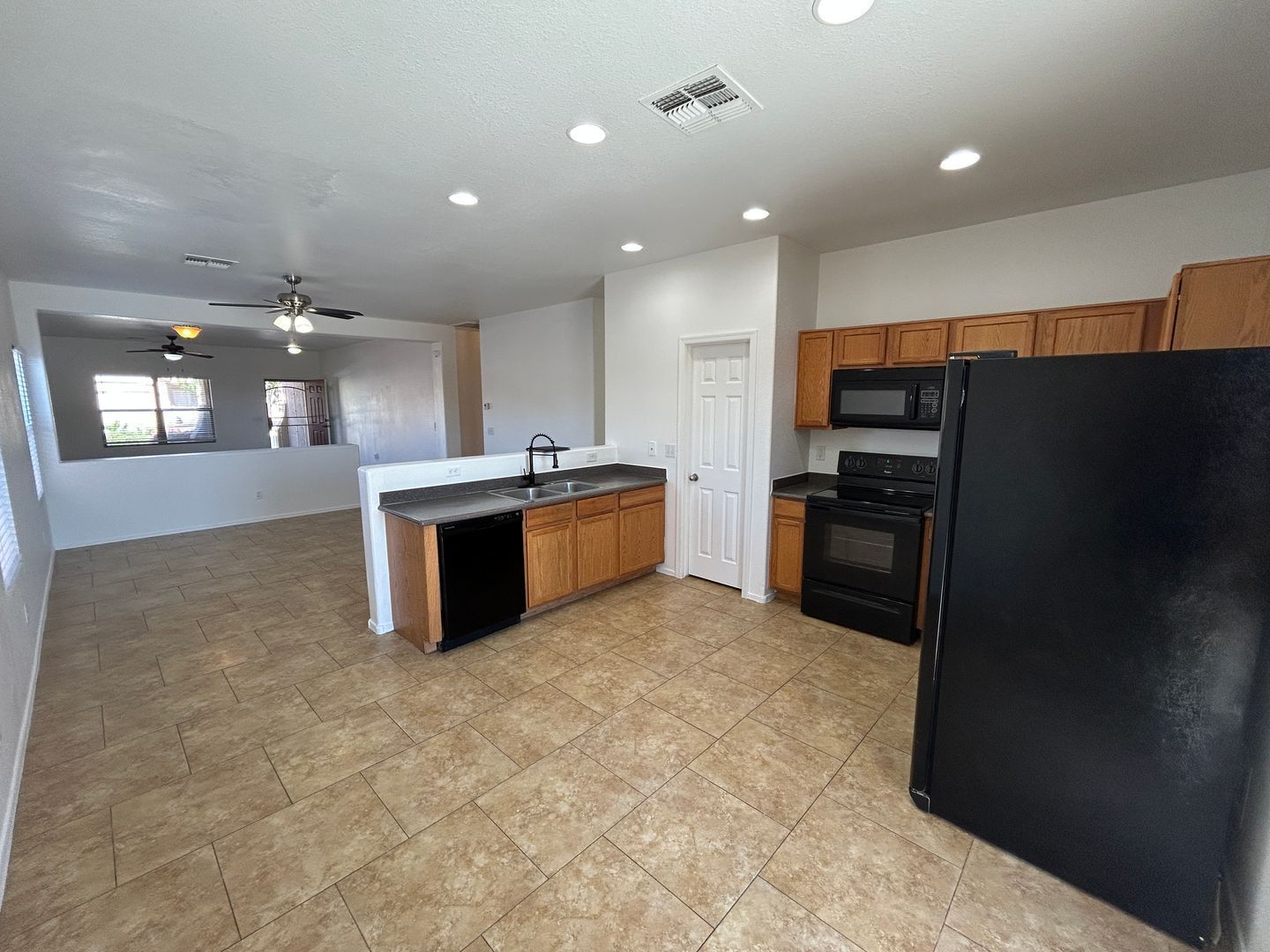 4 bedroom 2 bath home in Rancho Gabriela is available for immediatee move in! property image