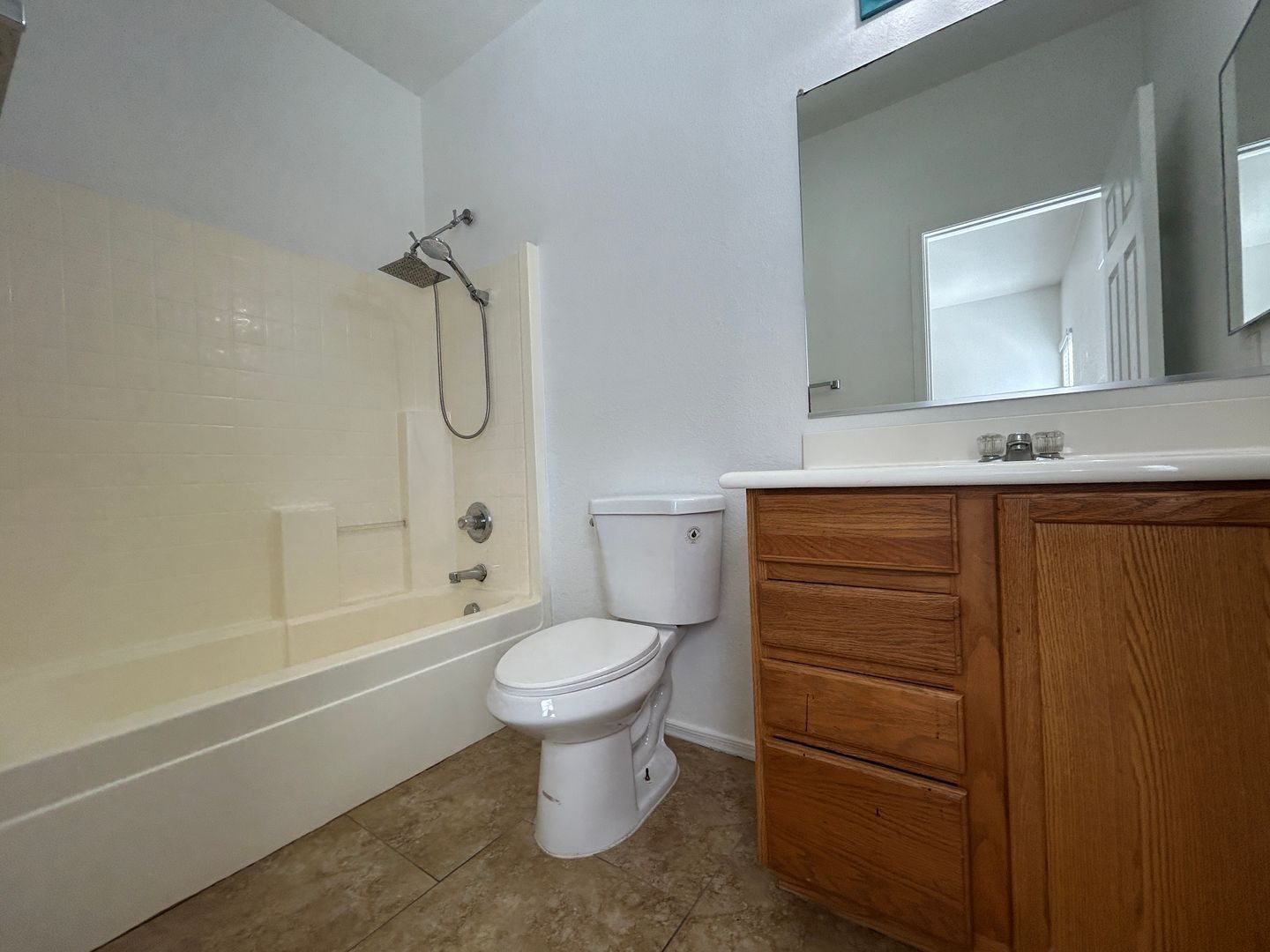 4 bedroom 2 bath home in Rancho Gabriela is available for immediatee move in! property image