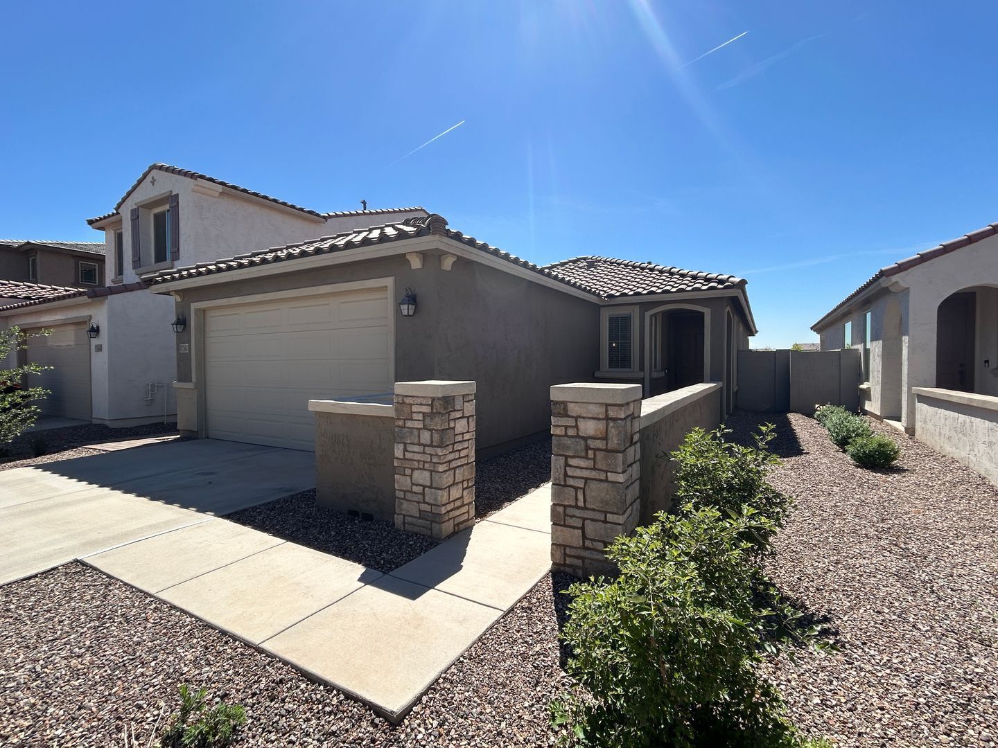 Home Built in 2025 - 2 bedroom (plus den), 2 bathroom FURNISHED - ready for immediate move-in property image