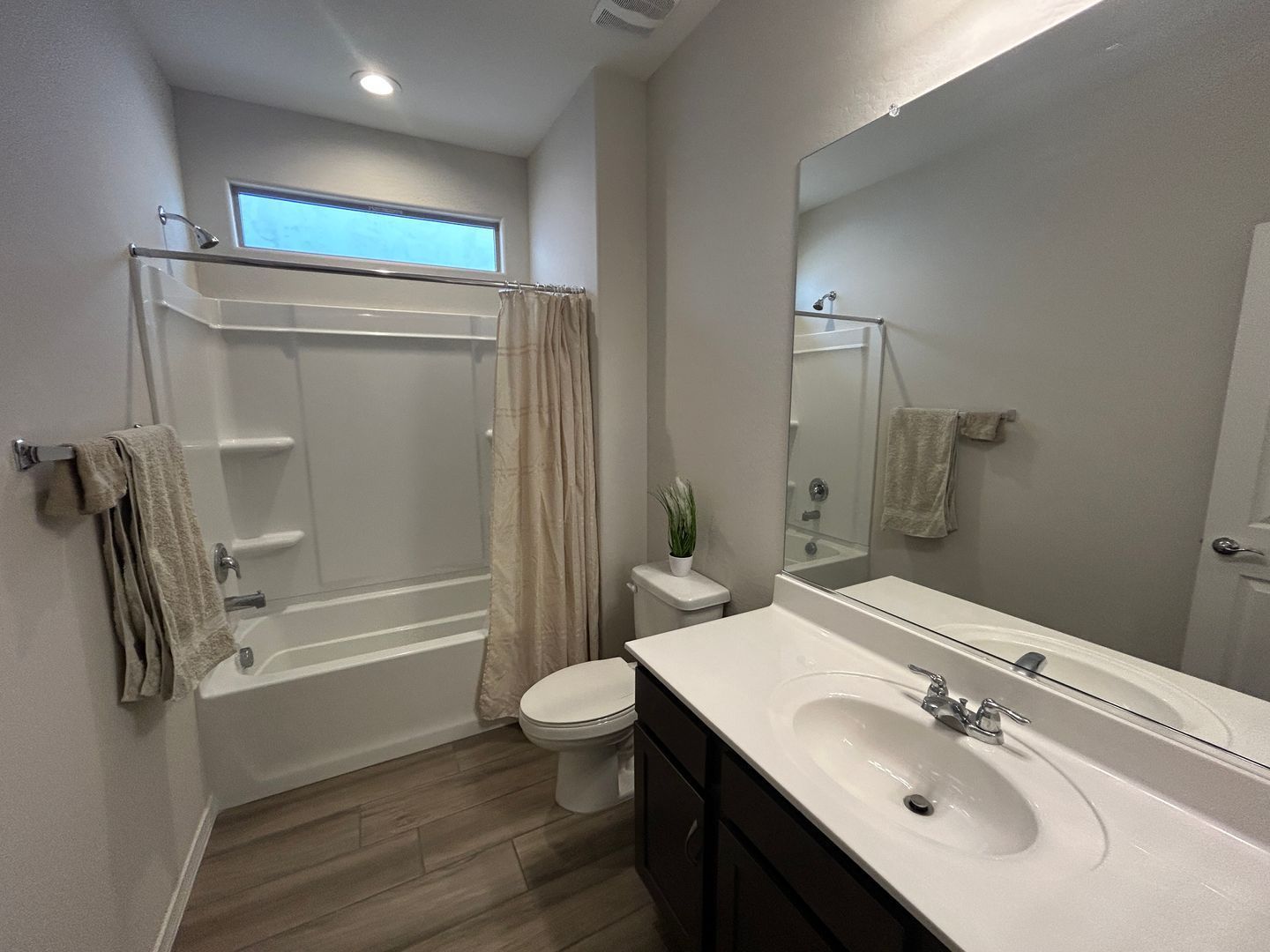 Home Built in 2025 - 2 bedroom (plus den), 2 bathroom FURNISHED - ready for immediate move-in property image