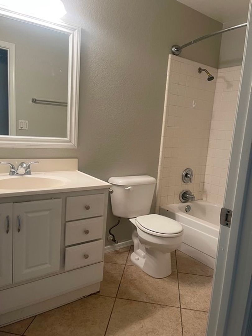 Spacious 3 bedroom 2 bath home with a pool in Pecos West is available May 1st! property image