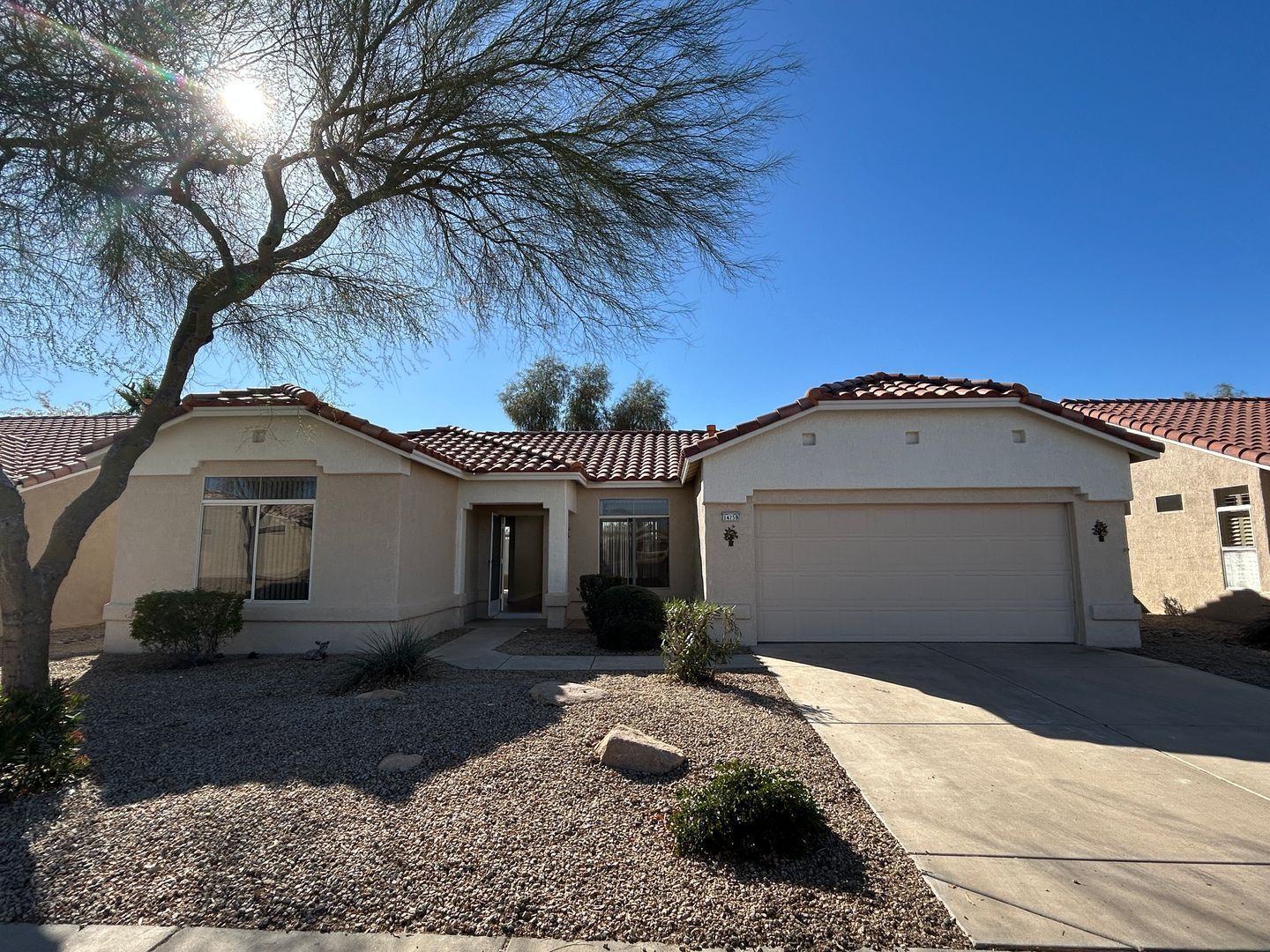 Nicely updated 2 bedroom / 2 bathroom home in Sun City West ready for immediate move-in !! property image