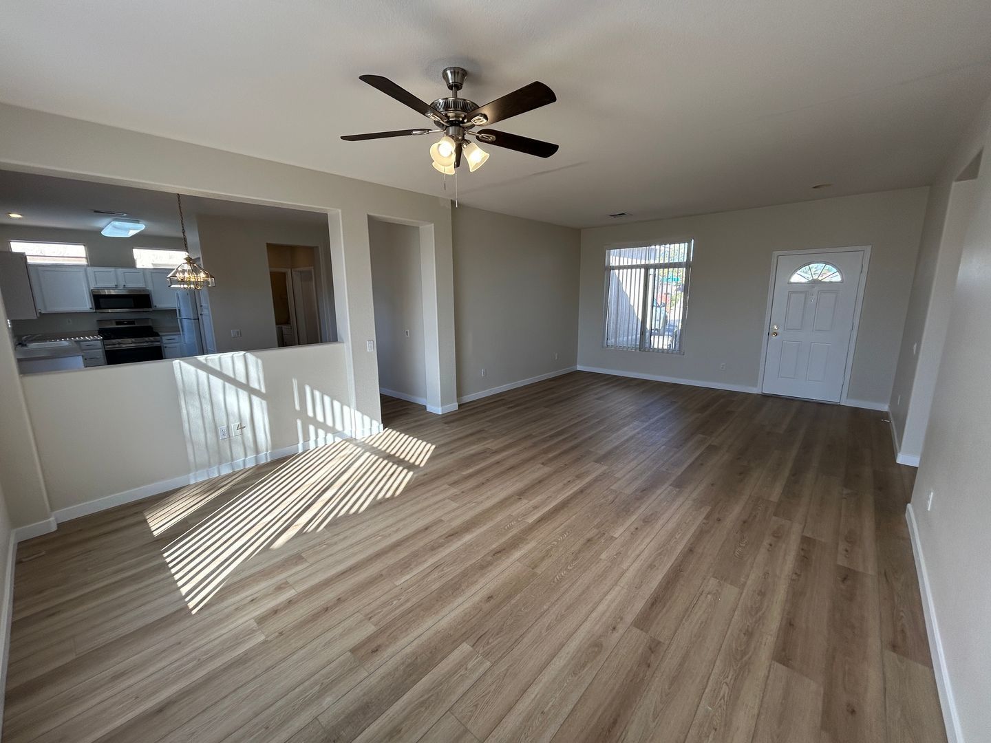 Nicely updated 2 bedroom / 2 bathroom home in Sun City West ready for immediate move-in !! property image