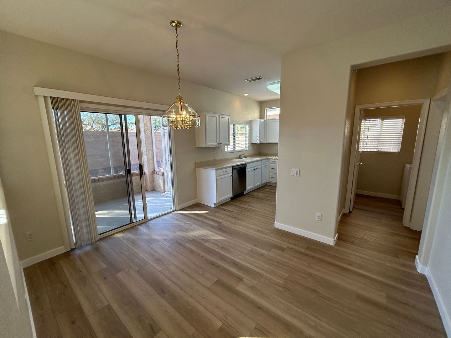 Nicely updated 2 bedroom / 2 bathroom home in Sun City West ready for immediate move-in !! property image