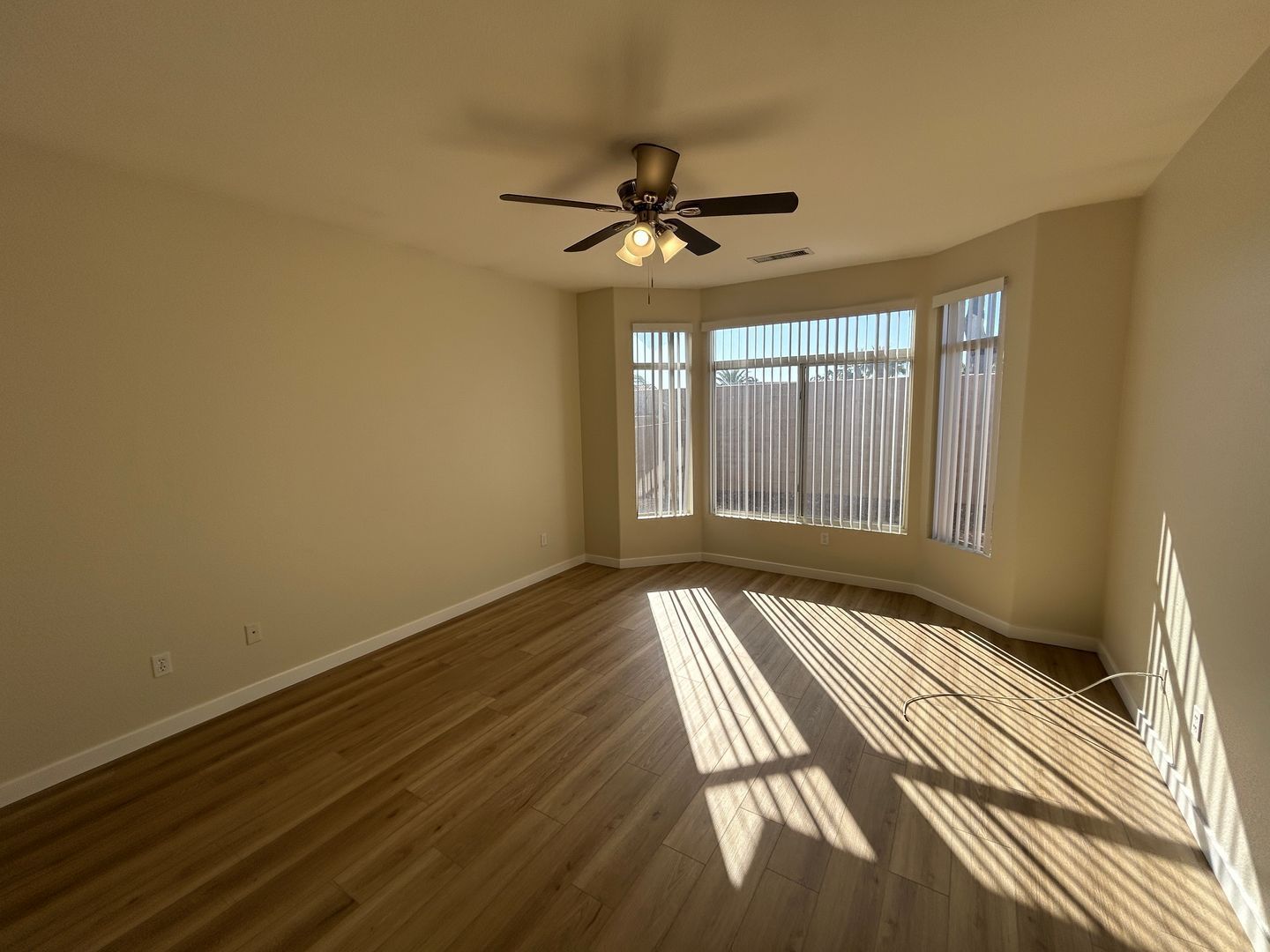 Nicely updated 2 bedroom / 2 bathroom home in Sun City West ready for immediate move-in !! property image