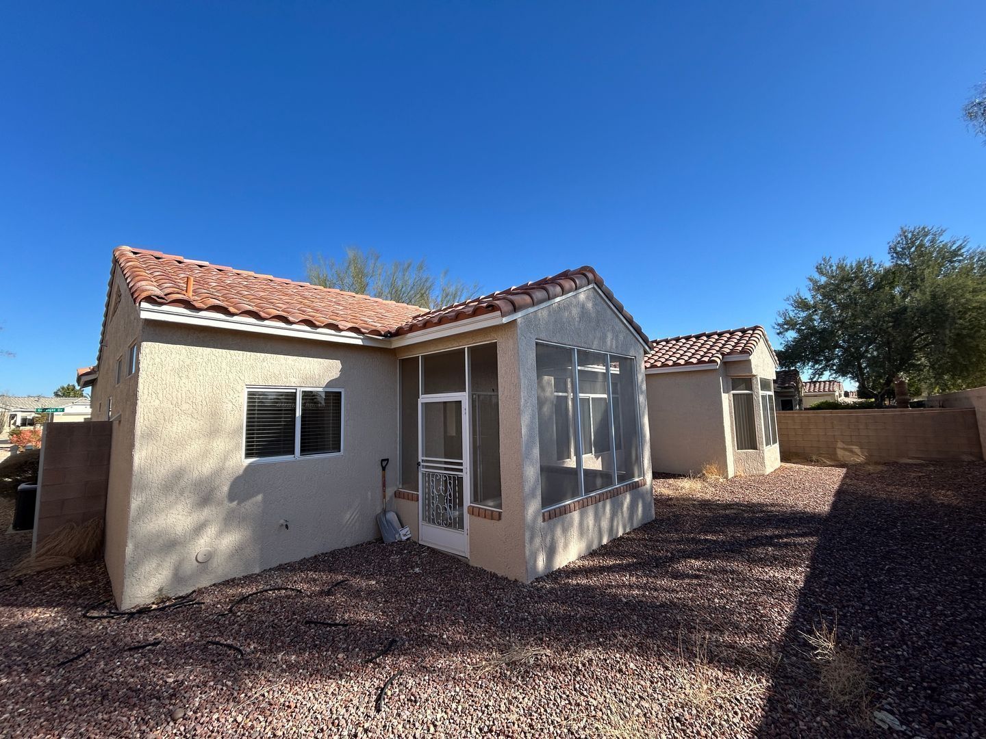 Nicely updated 2 bedroom / 2 bathroom home in Sun City West ready for immediate move-in !! property image