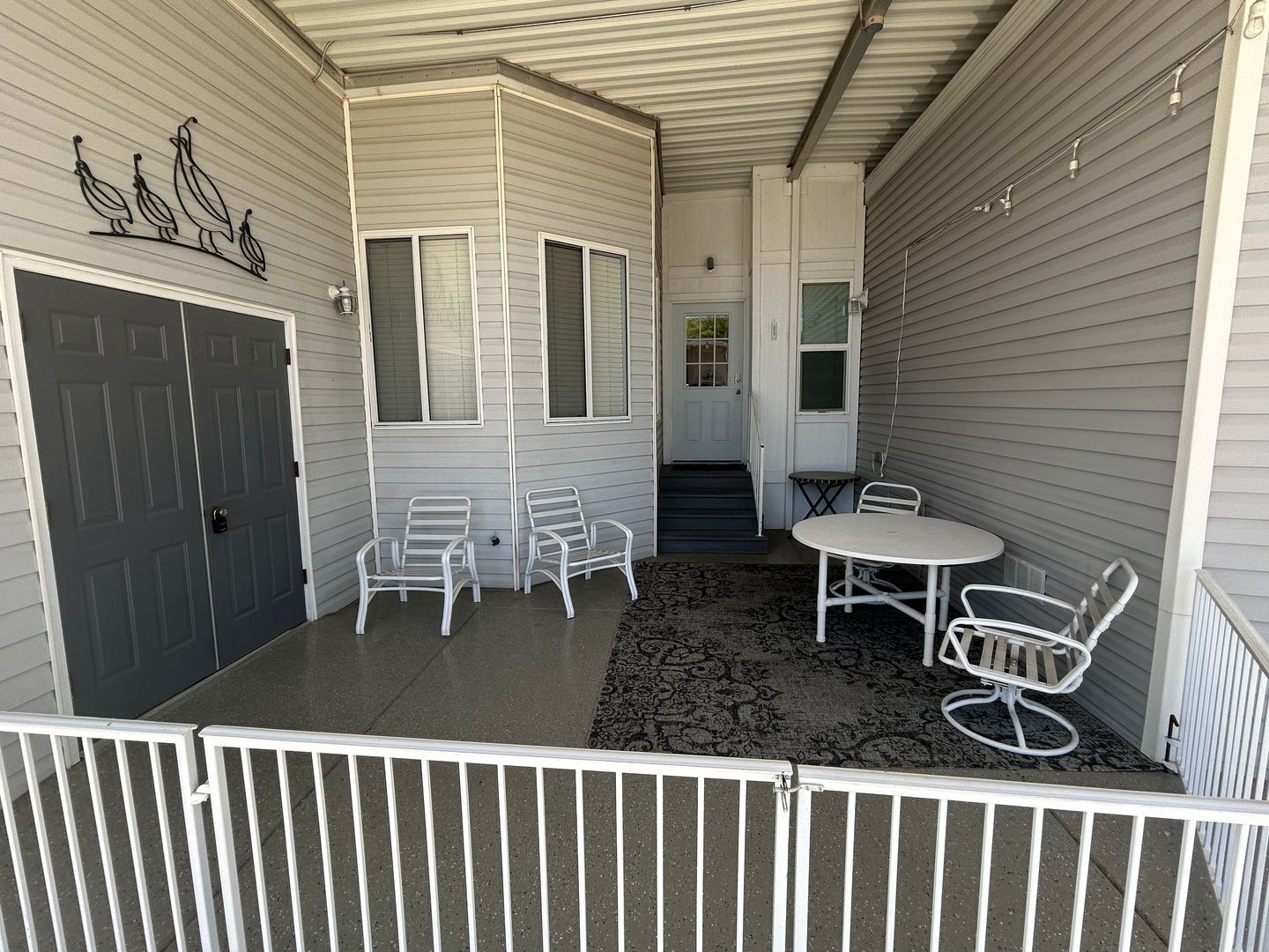 Fully Furnished Home in Happy Trails (2 bedrooms/2 bathrooms) ready for immediate move-in property image