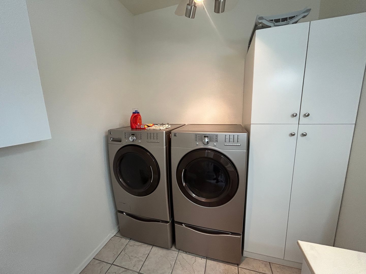 Fully Furnished Home in Happy Trails (2 bedrooms/2 bathrooms) ready for immediate move-in property image