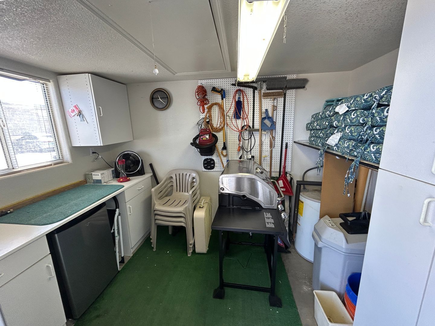 Fully Furnished Home in Happy Trails (2 bedrooms/2 bathrooms) ready for immediate move-in property image