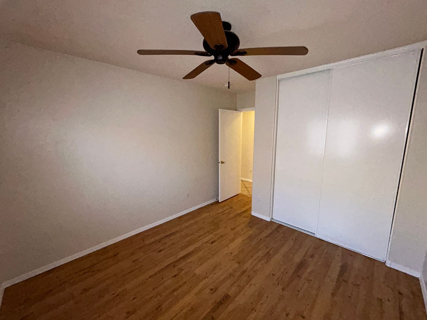 Updated 3 bedroom / 2 bathroom home in Parque Verde ready for May 1st move-in property image