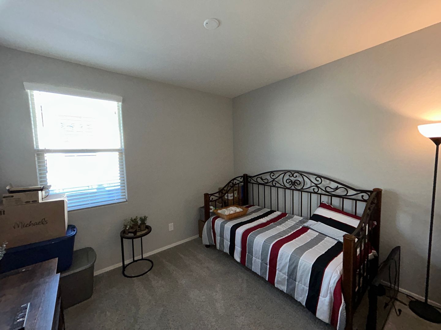 Beautiful 3 bedroom / 2 bathroom home in Austin Ranch ready for  an Early June move-in property image