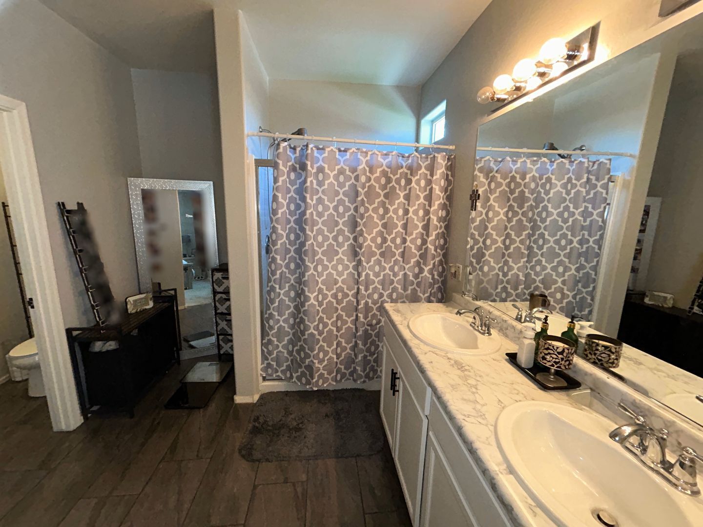 Beautiful 3 bedroom / 2 bathroom home in Austin Ranch ready for  an Early June move-in property image