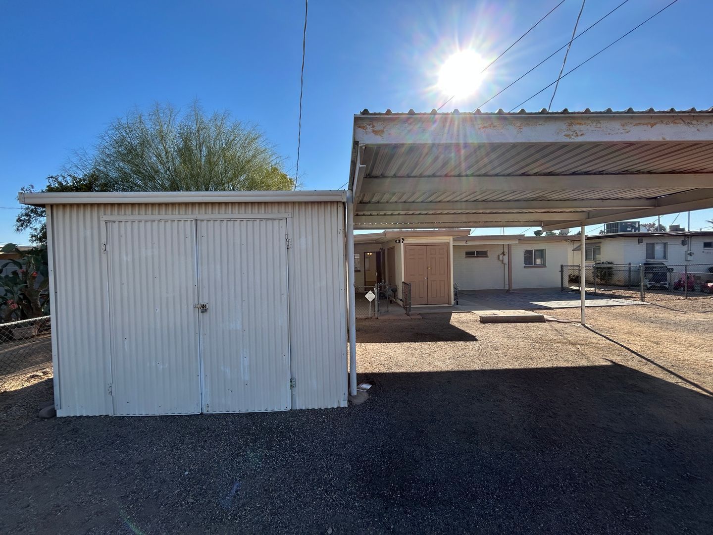 Recently remodeled 2 bedroom / 1 bathroom duplex ready for early May move in property image