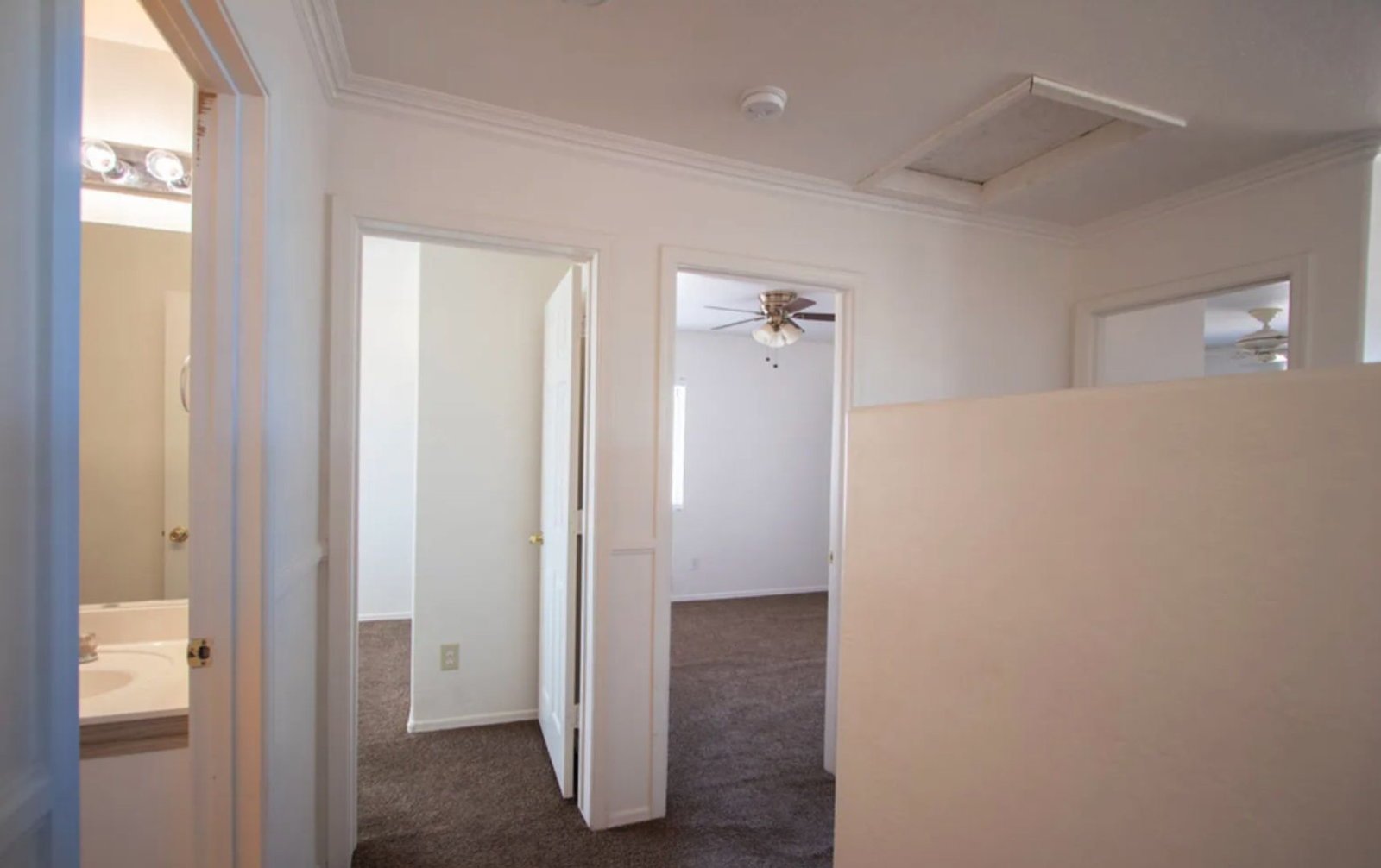 Spacious 4/2 split-level home Ready for an early May move in! property image