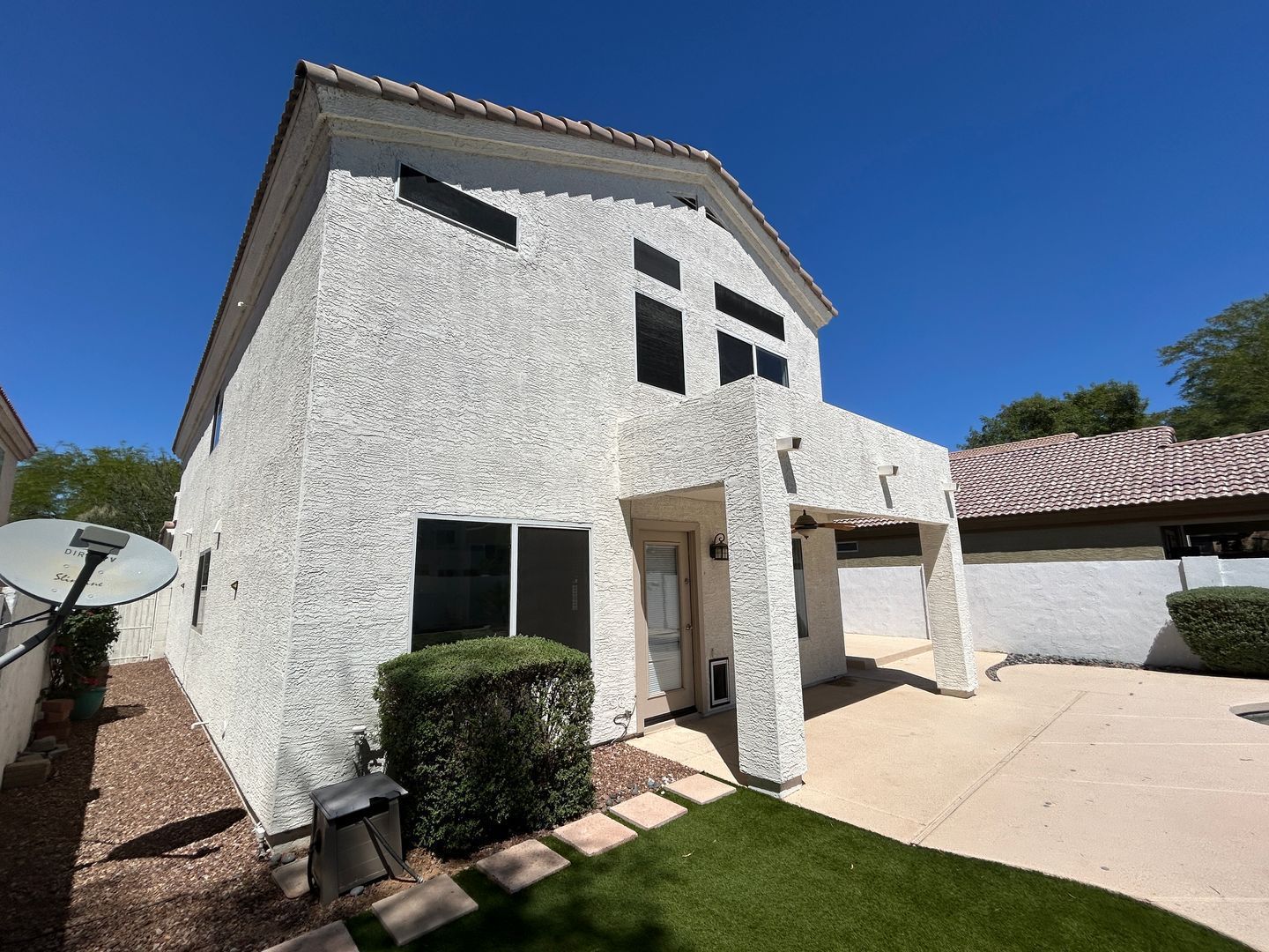 LOCATION LOCATION!! - Fantastic 3 bedroom / 2.5 bathroom PLUS DEN in Tatum Ranch ready for immediate move-in property image