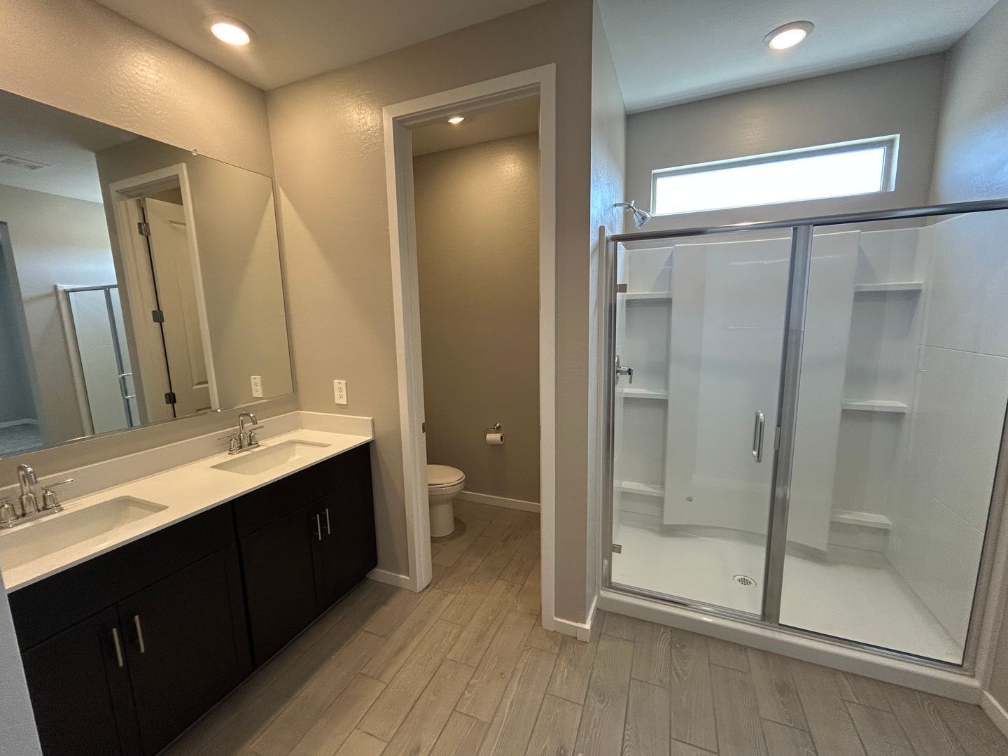 4 bedrooms (plus den), 3 bathrooms in a gated community (Enclave at Olive) ready for immediate move-in property image