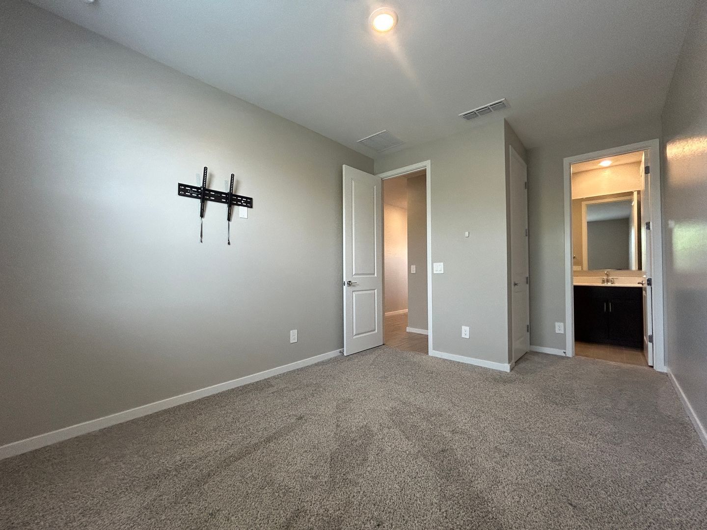 4 bedrooms (plus den), 3 bathrooms in a gated community (Enclave at Olive) ready for immediate move-in property image