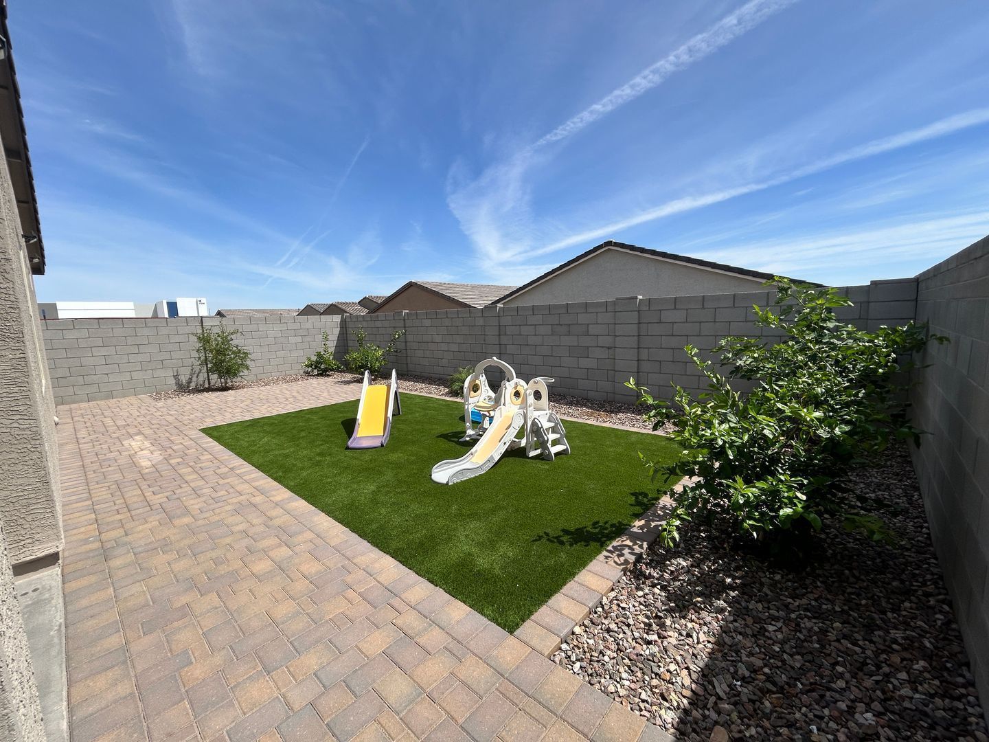 4 bedrooms (plus den), 3 bathrooms in a gated community (Enclave at Olive) ready for immediate move-in property image