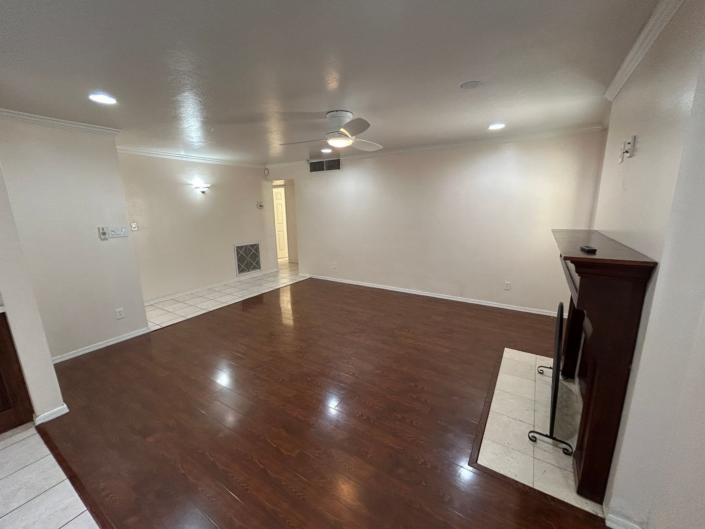 Nicely updated 3 bedroom/2 bathroom home in central Phoenix ready for early May move-in property image