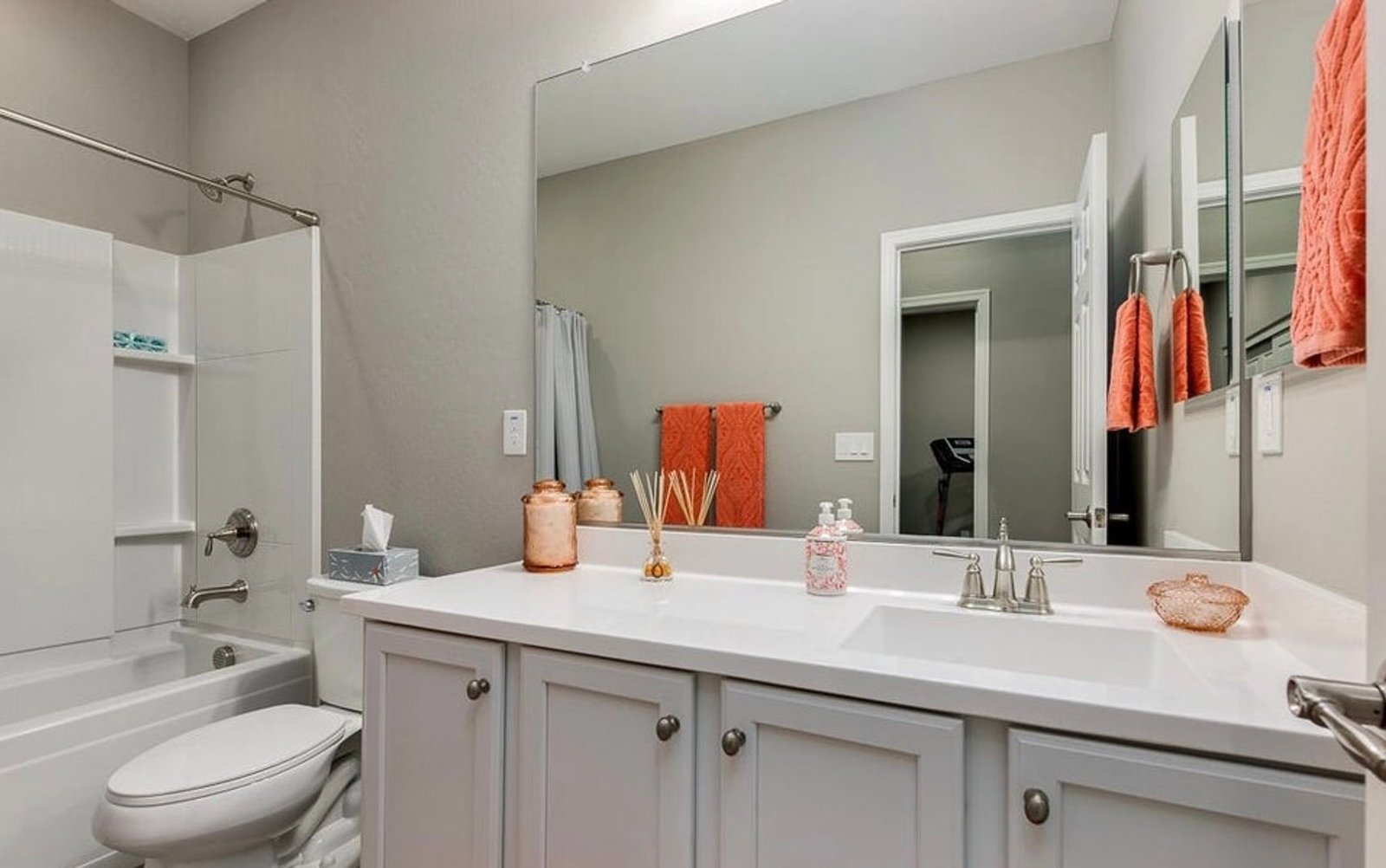 Beautiful Home in Tierra Del Rio ready for approximate 5/23/26 move-in property image