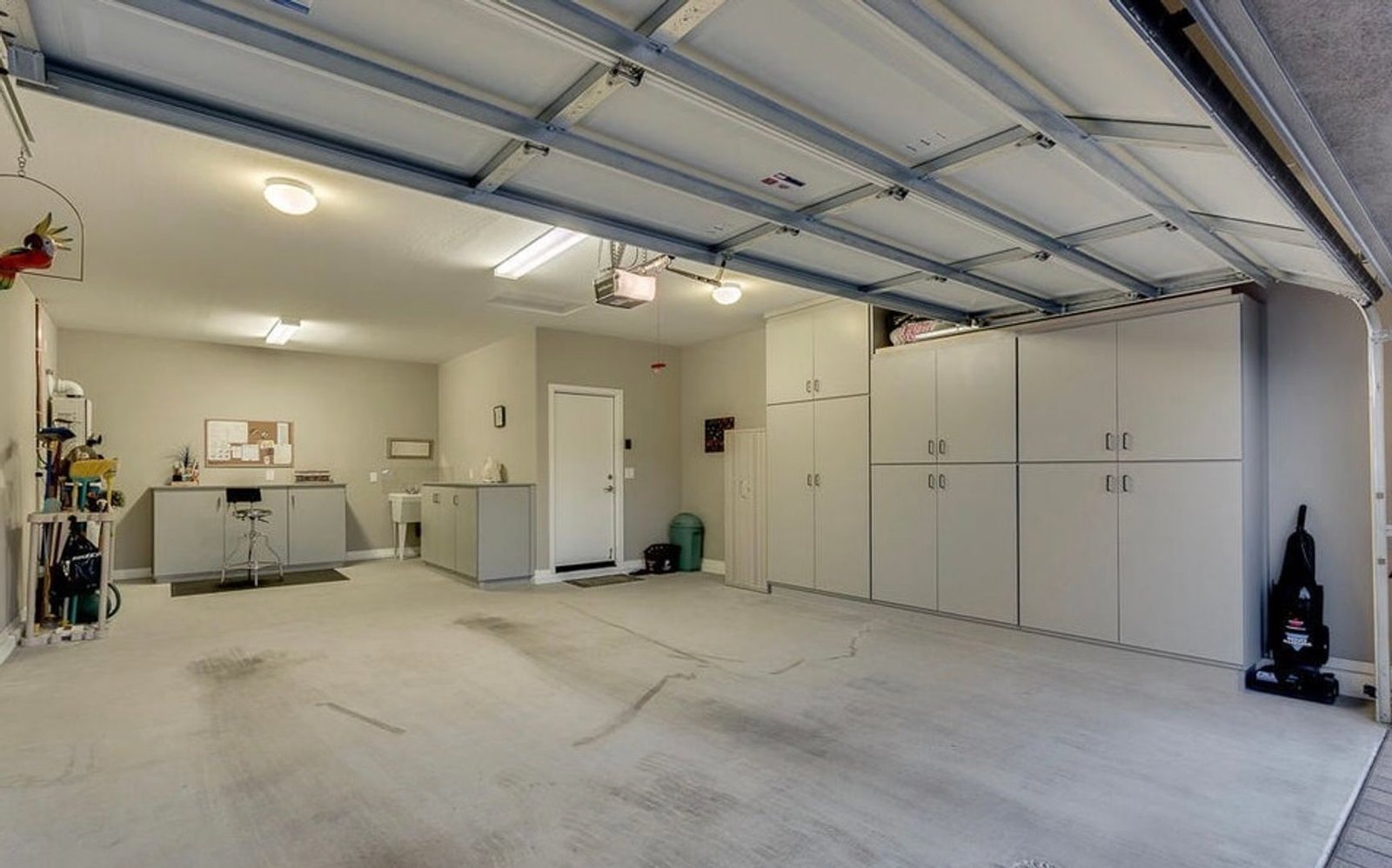 Beautiful Home in Tierra Del Rio ready for approximate 5/23/26 move-in property image
