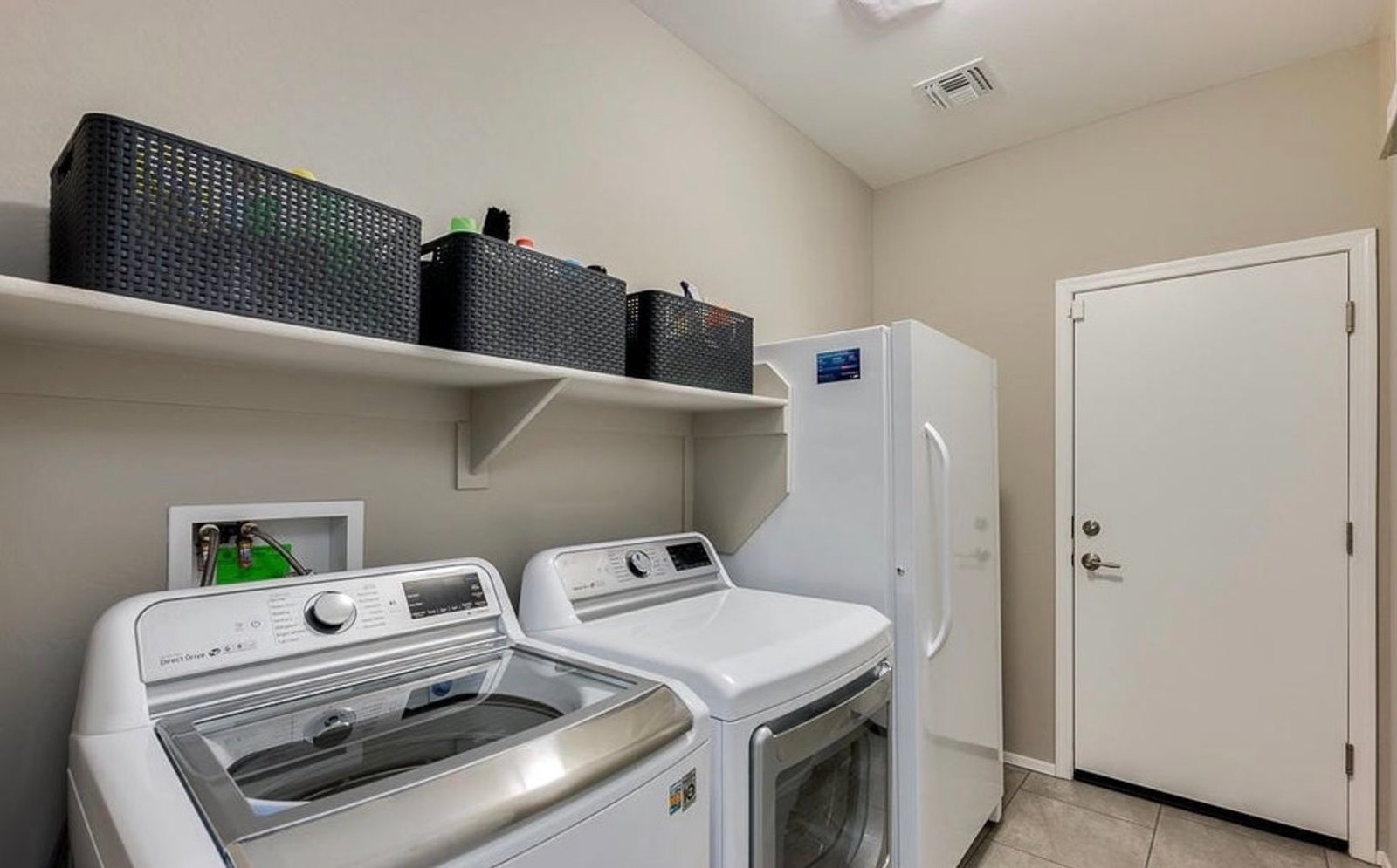 Beautiful Home in Tierra Del Rio ready for approximate 5/23/26 move-in property image