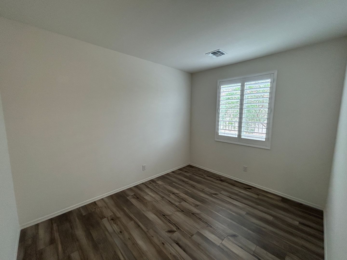 Home Built in 2024 - North Copper Canyon - 3 bedrooms/2 bathrooms (plus den) ready for early May move-in property image