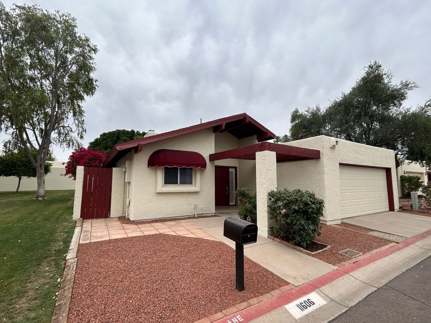 REMODELED HIDDEN GEM in north Phoenix ready for immediate move-in property image