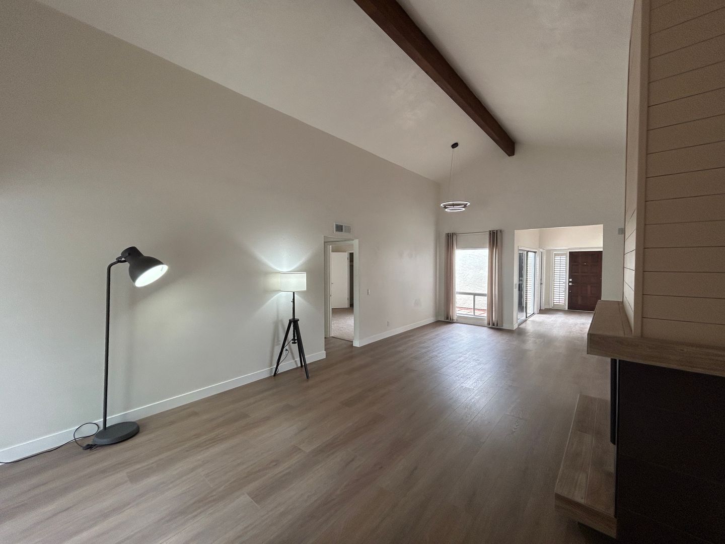 REMODELED HIDDEN GEM in north Phoenix ready for immediate move-in property image