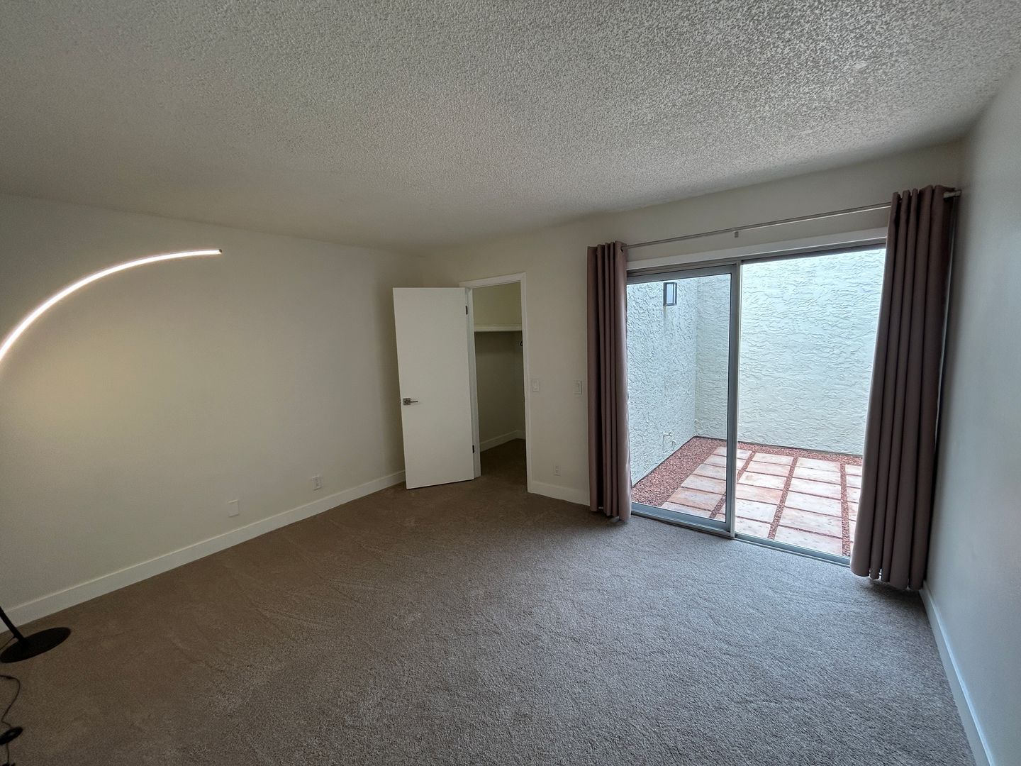 REMODELED HIDDEN GEM in north Phoenix ready for immediate move-in property image