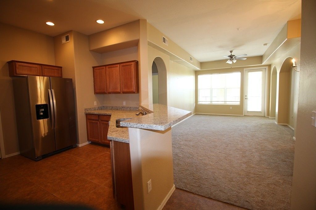 2 bedroom 2 bath home in Park Place Condominiums! property image