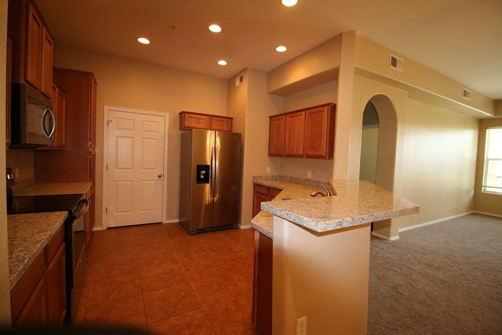 2 bedroom 2 bath home in Park Place Condominiums! property image