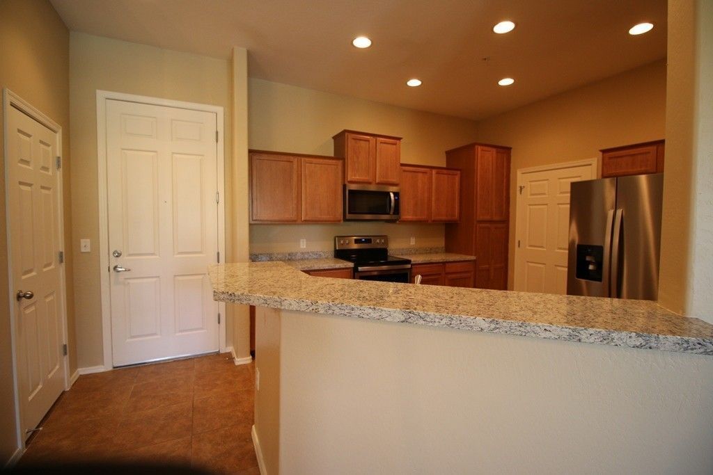 2 bedroom 2 bath home in Park Place Condominiums! property image