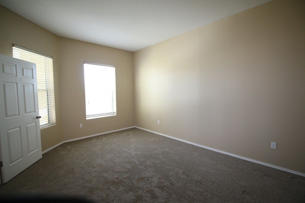 2 bedroom 2 bath home in Park Place Condominiums! property image