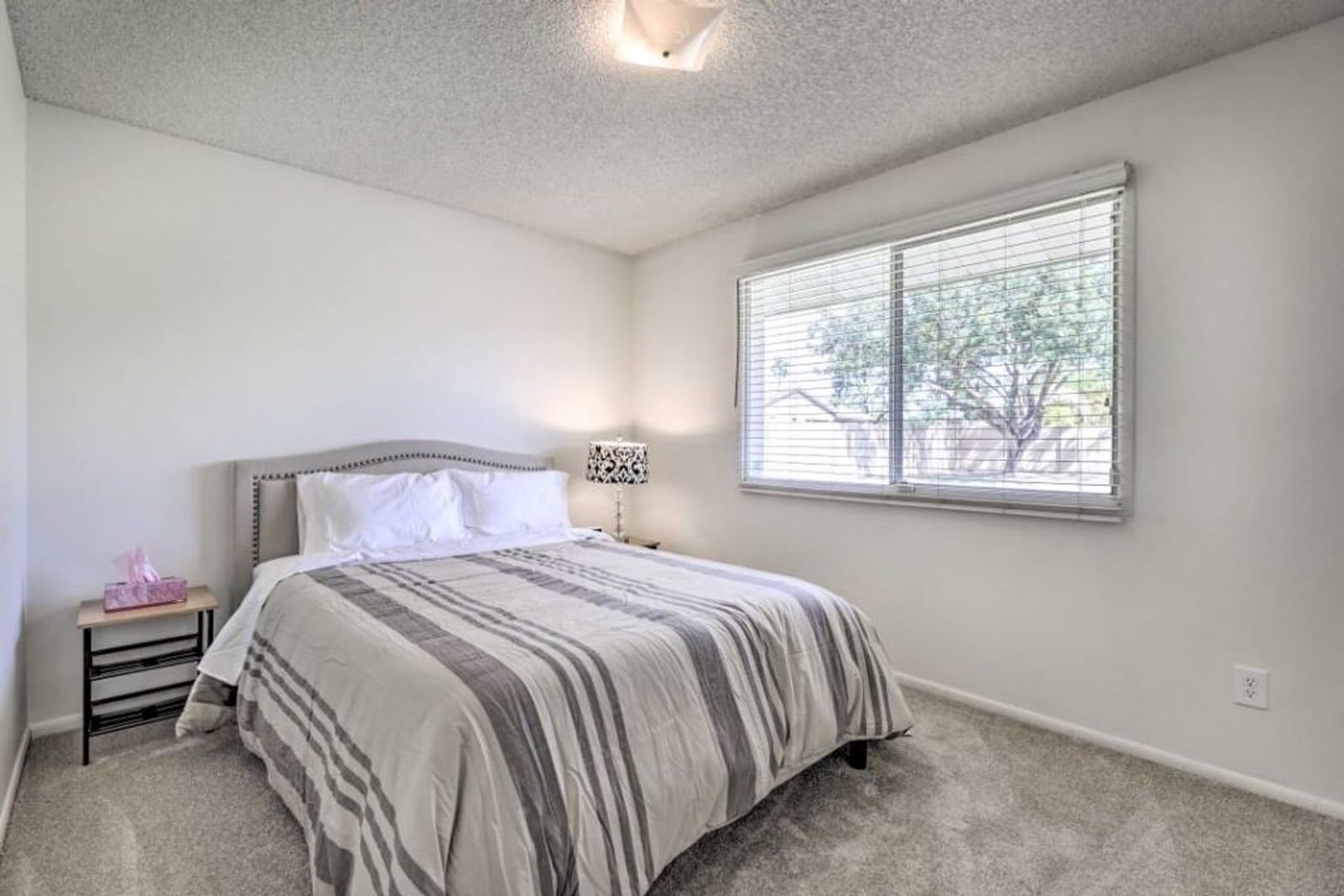 3 bedroom 2 bathroom home in Litchfield Park available early June property image