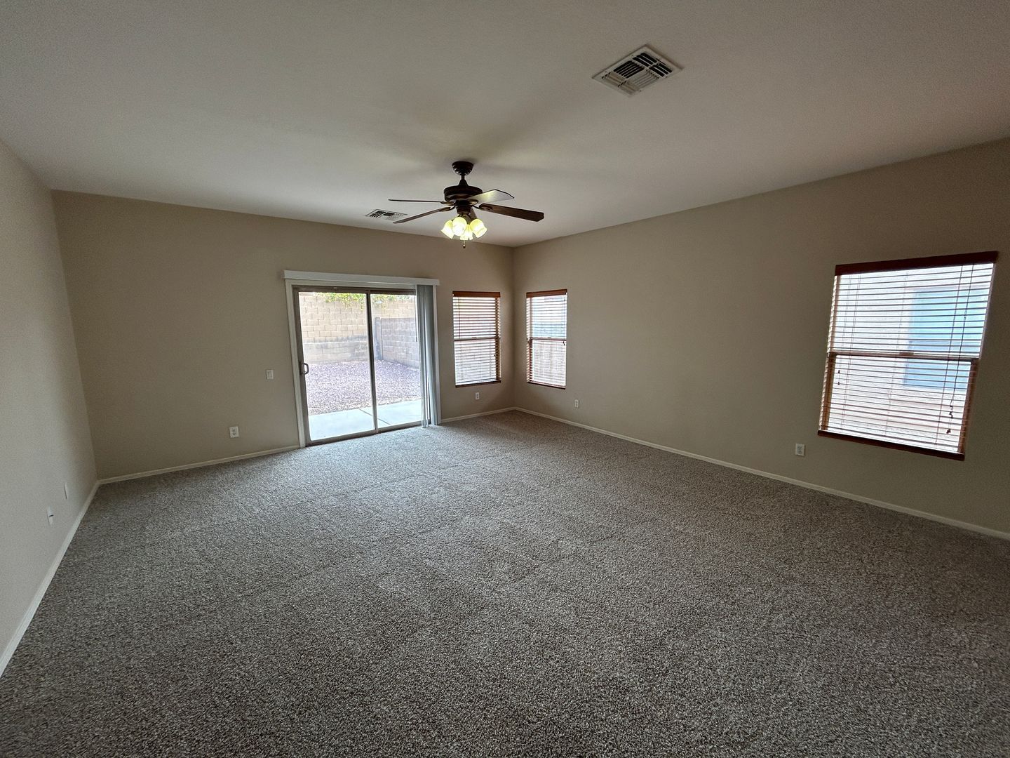 3 bedroom 2 bath home in Surprise Farms available for immediate move in. property image