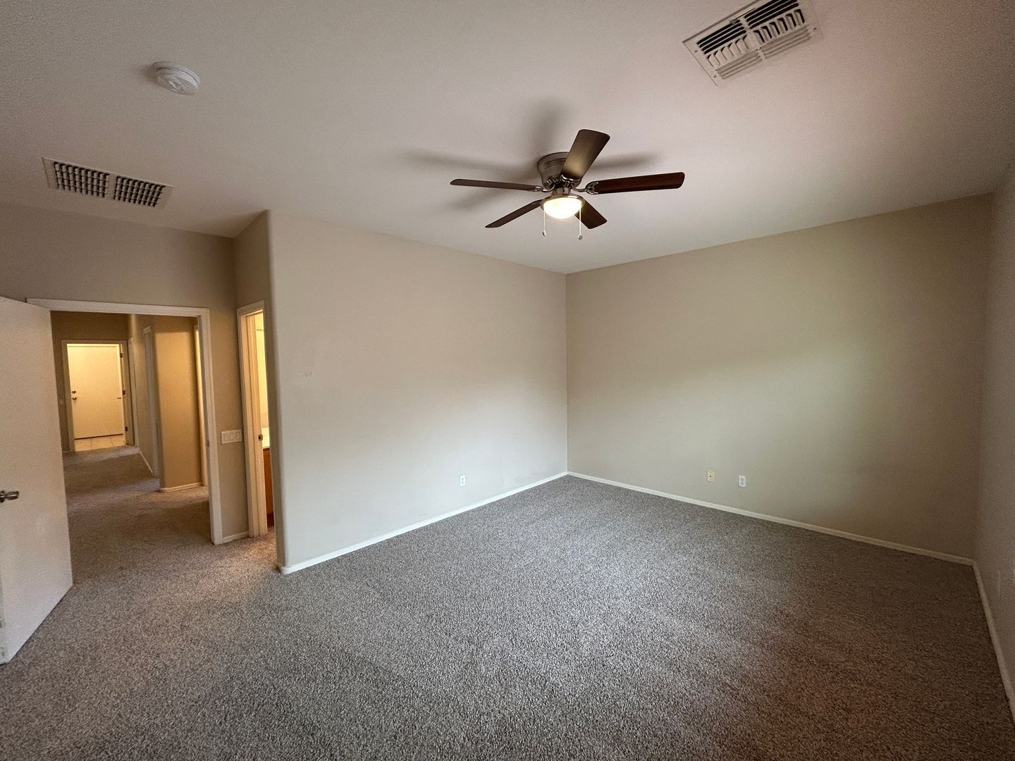 3 bedroom 2 bath home in Surprise Farms available for immediate move in. property image