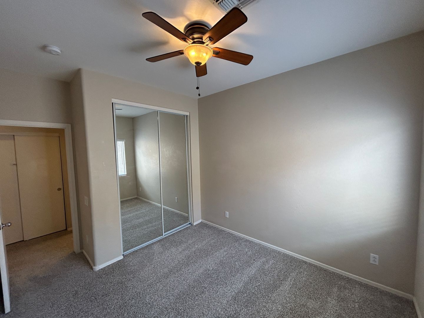 3 bedroom 2 bath home in Surprise Farms available for immediate move in. property image