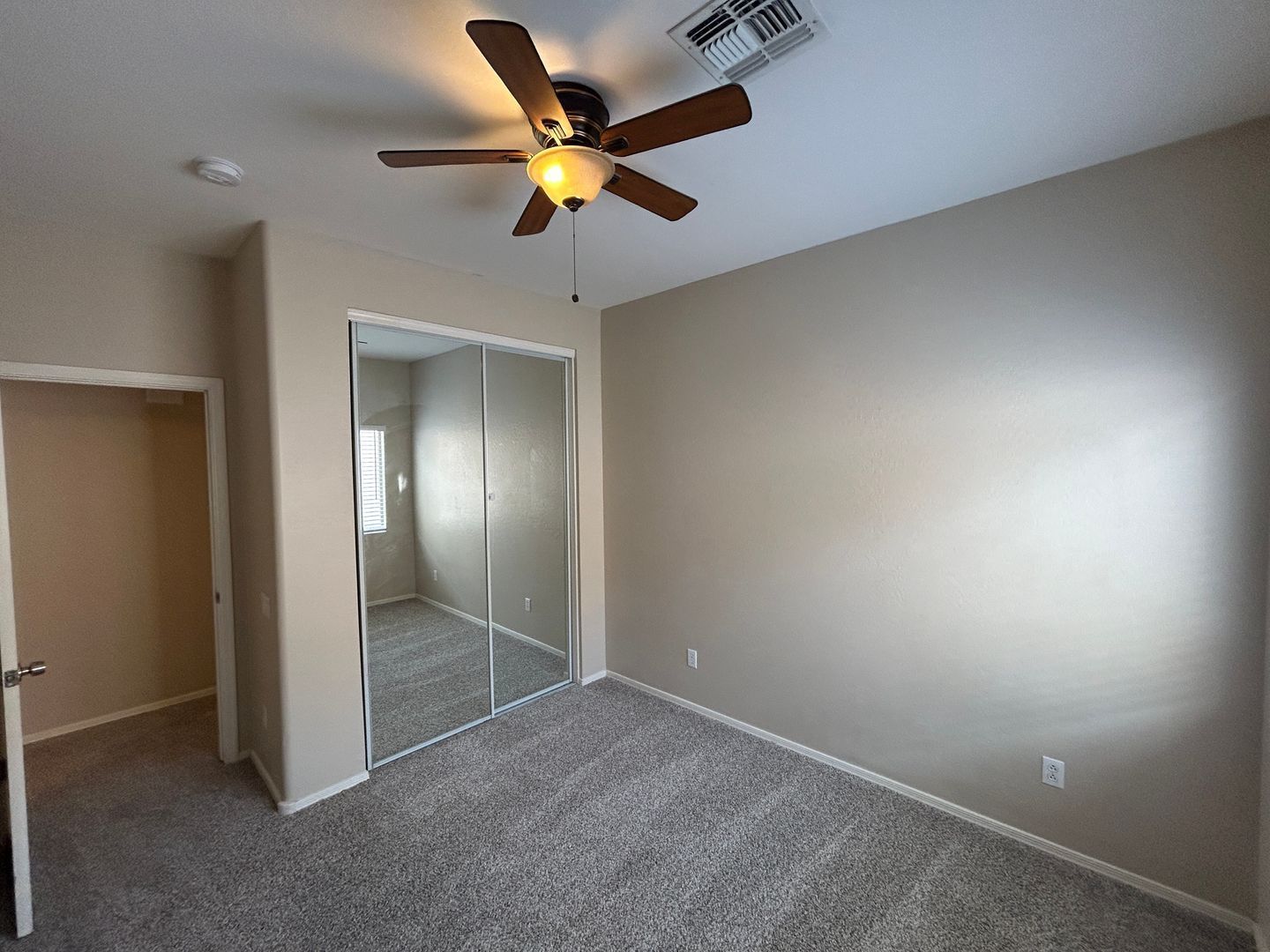 3 bedroom 2 bath home in Surprise Farms available for immediate move in. property image