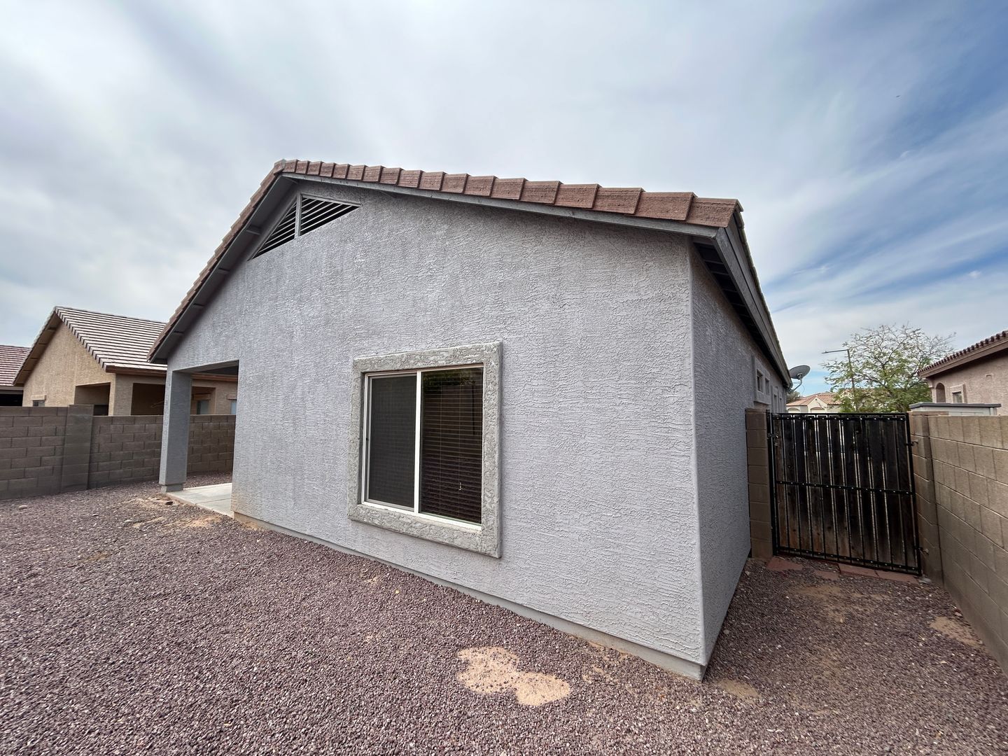 3 bedroom 2 bath home in Surprise Farms available for immediate move in. property image