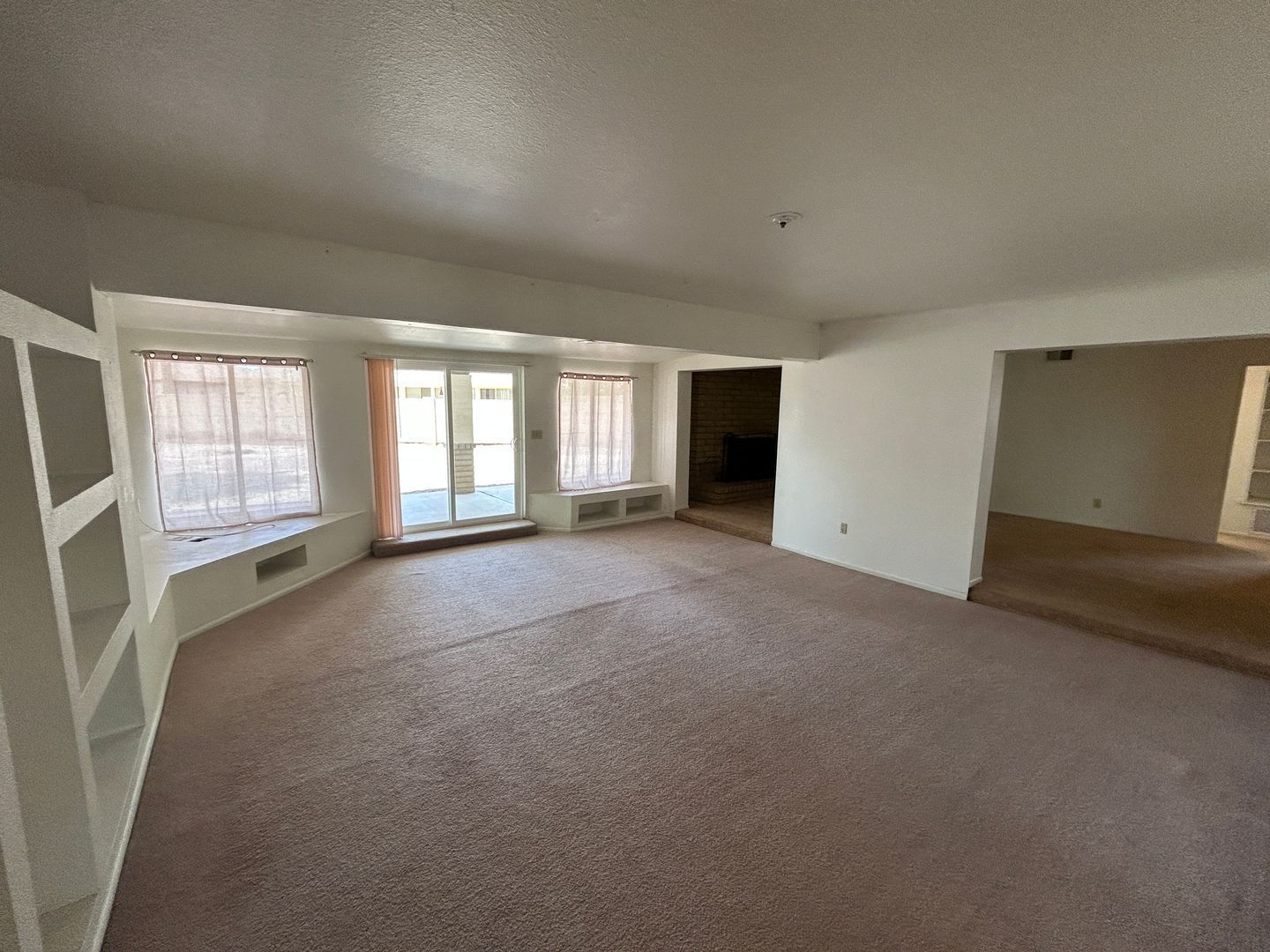 Old Litchfield Park Home (4 bedrooms/2 bathrooms) on a HUGE LOT (14,982 sf) ready for immediate move-in property image